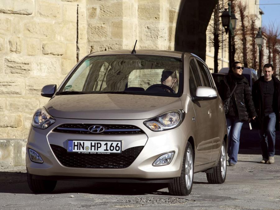  Hyundai i10 2010 года  (фото 9 из 19)
